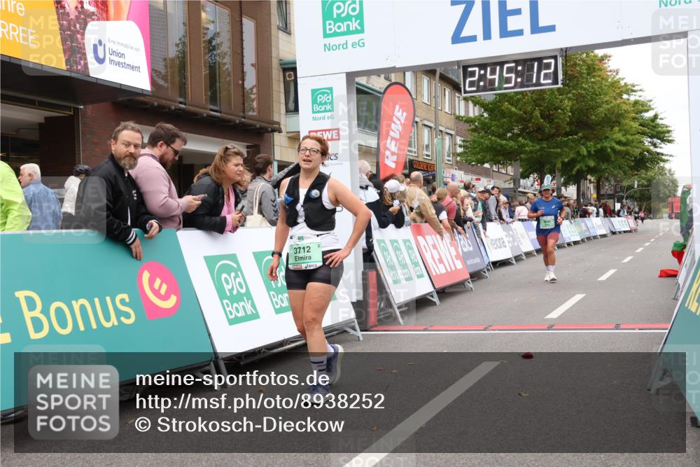 21.09.2025 - PSD Bank Halbmarathon Strokosch-Dieckow http://msf.ph/oto/8938252 21.09.2025 12:44:36 Ziel 3712, 3744, 3850 meine-sportfotos.de