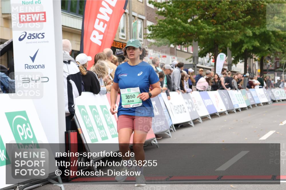 21.09.2025 - PSD Bank Halbmarathon Strokosch-Dieckow http://msf.ph/oto/8938255 21.09.2025 12:44:39 Ziel 3712, 3850 meine-sportfotos.de