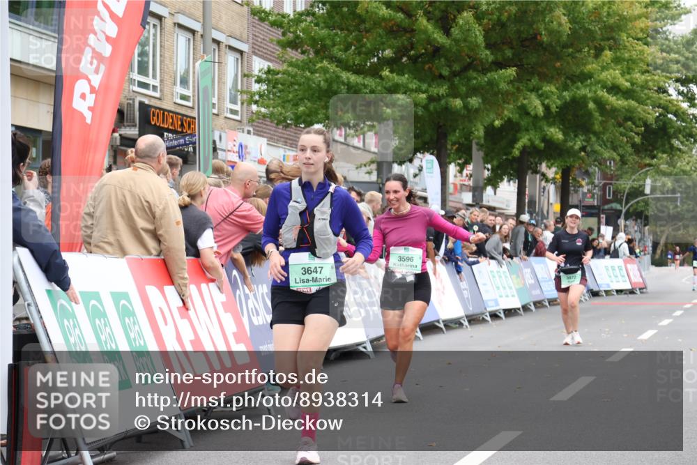 21.09.2025 - PSD Bank Halbmarathon Strokosch-Dieckow http://msf.ph/oto/8938314 21.09.2025 12:47:00 Ziel 3596, 3647 meine-sportfotos.de