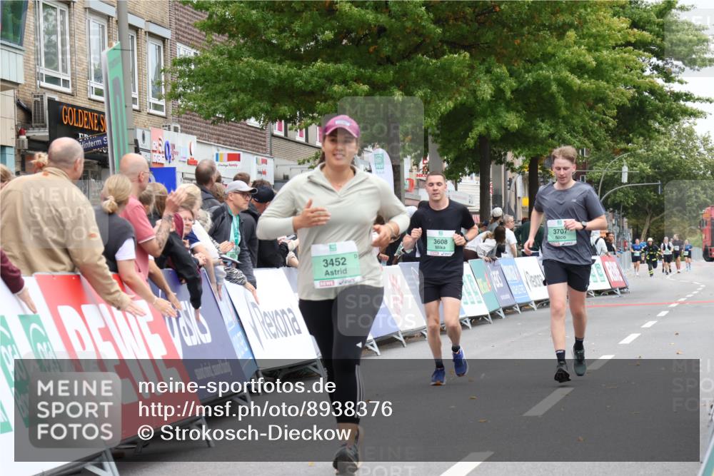 21.09.2025 - PSD Bank Halbmarathon Strokosch-Dieckow http://msf.ph/oto/8938376 21.09.2025 12:49:09 Ziel 3452, 3608, 3707 meine-sportfotos.de