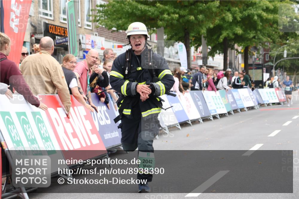21.09.2025 - PSD Bank Halbmarathon Strokosch-Dieckow http://msf.ph/oto/8938390 21.09.2025 12:49:31 Ziel 2042 meine-sportfotos.de