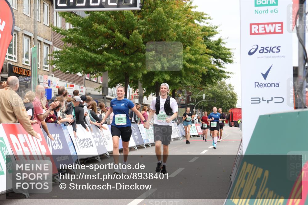 21.09.2025 - PSD Bank Halbmarathon Strokosch-Dieckow http://msf.ph/oto/8938401 21.09.2025 12:49:45 Ziel 1006, 3699 meine-sportfotos.de