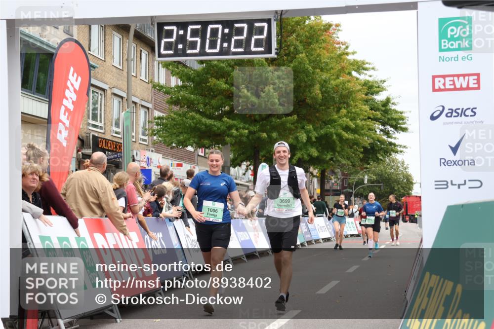 21.09.2025 - PSD Bank Halbmarathon Strokosch-Dieckow http://msf.ph/oto/8938402 21.09.2025 12:49:46 Ziel 1006, 3699 meine-sportfotos.de