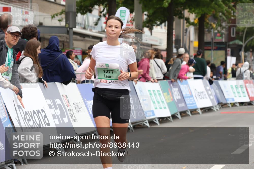21.09.2025 - PSD Bank Halbmarathon Strokosch-Dieckow http://msf.ph/oto/8938443 21.09.2025 12:50:52 Ziel 1277, 3852 meine-sportfotos.de