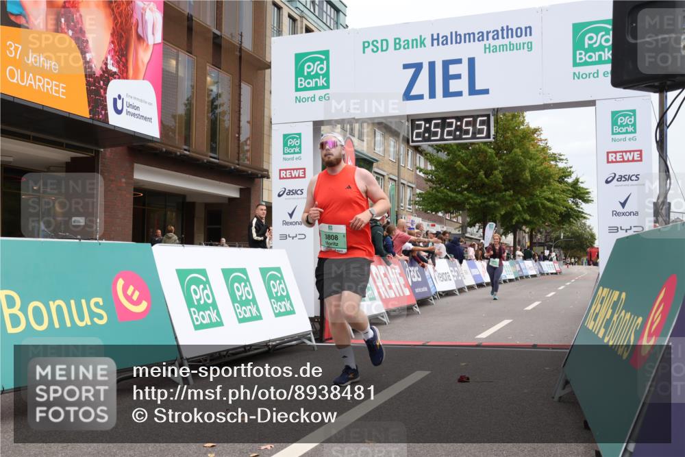 21.09.2025 - PSD Bank Halbmarathon Strokosch-Dieckow http://msf.ph/oto/8938481 21.09.2025 12:52:19 Ziel 3574, 3808 meine-sportfotos.de