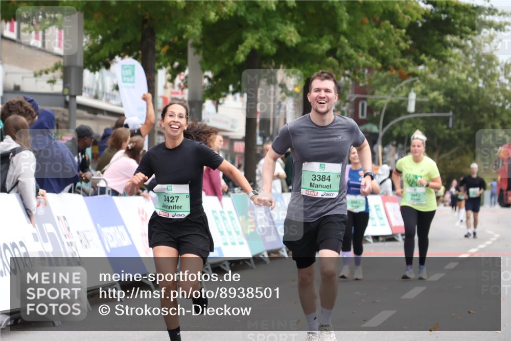 21.09.2025 - PSD Bank Halbmarathon Strokosch-Dieckow http://msf.ph/oto/8938501 21.09.2025 12:53:03 Ziel 3384, 3427, 3687 meine-sportfotos.de