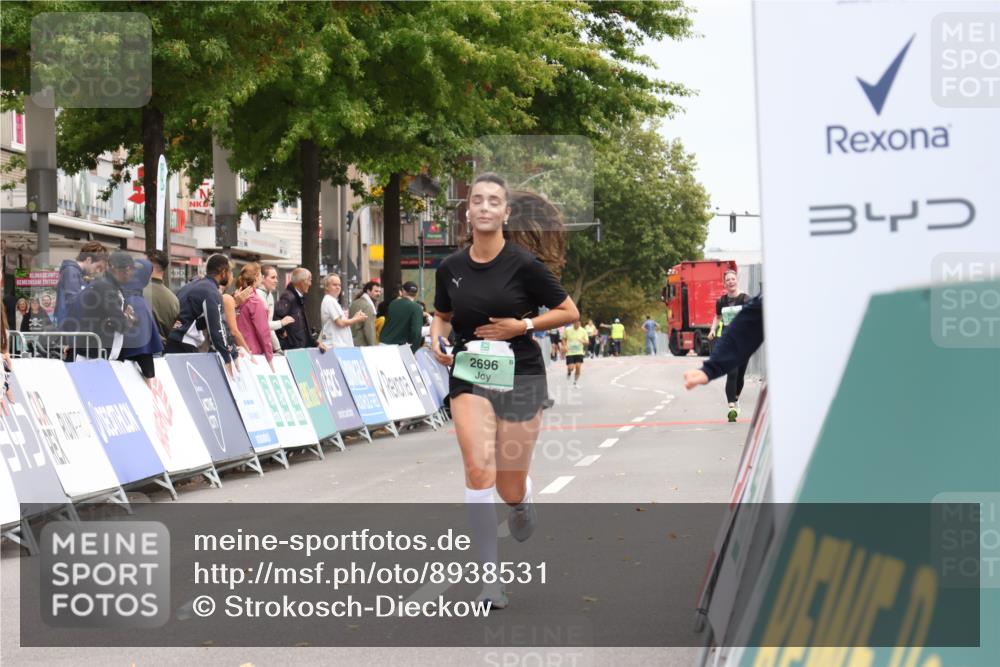 21.09.2025 - PSD Bank Halbmarathon Strokosch-Dieckow http://msf.ph/oto/8938531 21.09.2025 12:53:37 Ziel 2696 meine-sportfotos.de
