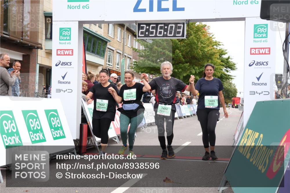 21.09.2025 - PSD Bank Halbmarathon Strokosch-Dieckow http://msf.ph/oto/8938596 21.09.2025 12:55:27 Ziel 1422, 1423, 1424, 1425, 3854 meine-sportfotos.de