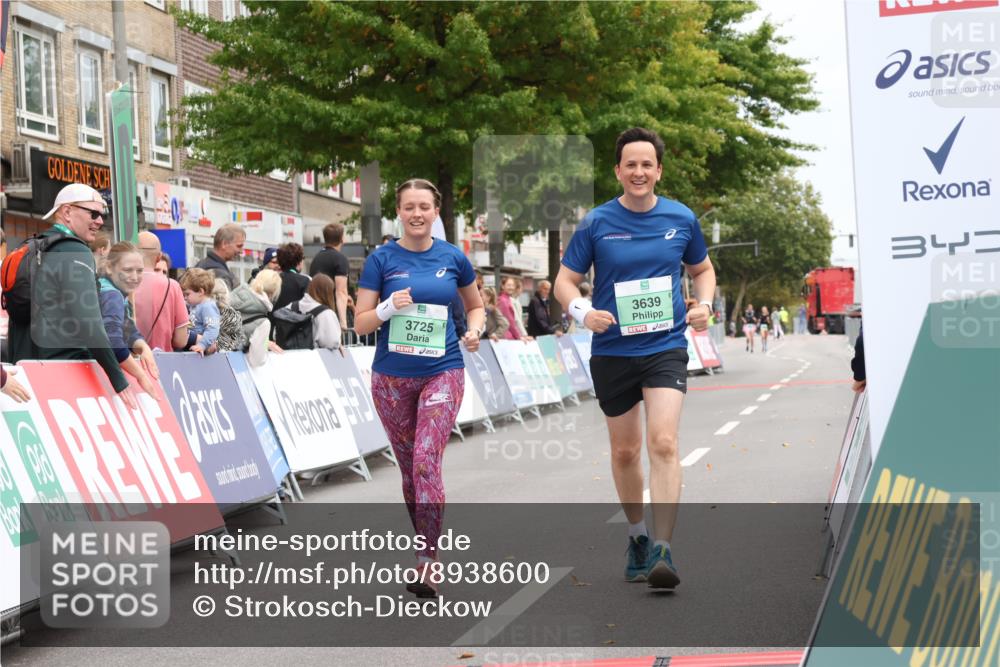21.09.2025 - PSD Bank Halbmarathon Strokosch-Dieckow http://msf.ph/oto/8938600 21.09.2025 12:56:17 Ziel 3639, 3725 meine-sportfotos.de