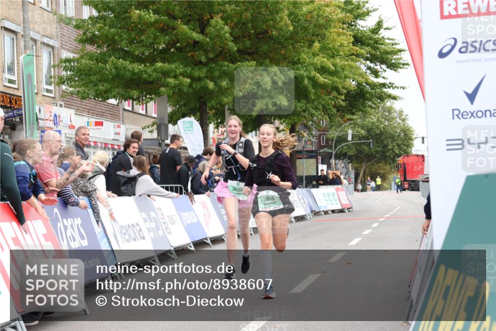 21.09.2025 - PSD Bank Halbmarathon Strokosch-Dieckow http://msf.ph/oto/8938607 21.09.2025 12:56:39 Ziel 3833, 3855 meine-sportfotos.de