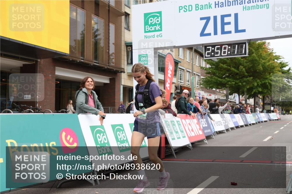 21.09.2025 - PSD Bank Halbmarathon Strokosch-Dieckow http://msf.ph/oto/8938620 21.09.2025 12:57:35 Ziel 1047 meine-sportfotos.de