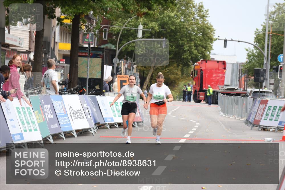 21.09.2025 - PSD Bank Halbmarathon Strokosch-Dieckow http://msf.ph/oto/8938631 21.09.2025 12:59:07 Ziel  meine-sportfotos.de