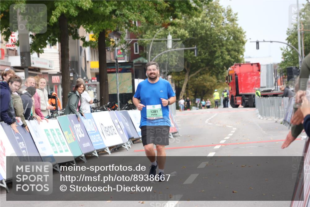 21.09.2025 - PSD Bank Halbmarathon Strokosch-Dieckow http://msf.ph/oto/8938667 21.09.2025 13:01:32 Ziel  meine-sportfotos.de