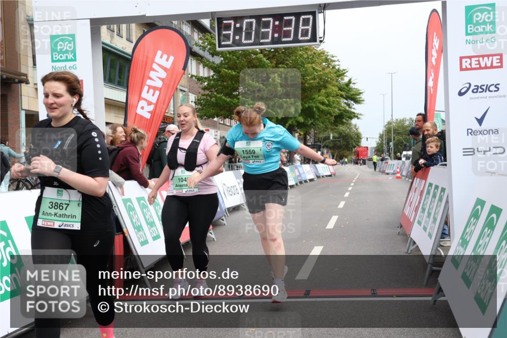 21.09.2025 - PSD Bank Halbmarathon Strokosch-Dieckow http://msf.ph/oto/8938690 21.09.2025 13:03:01 Ziel 1048, 1559, 3867 meine-sportfotos.de