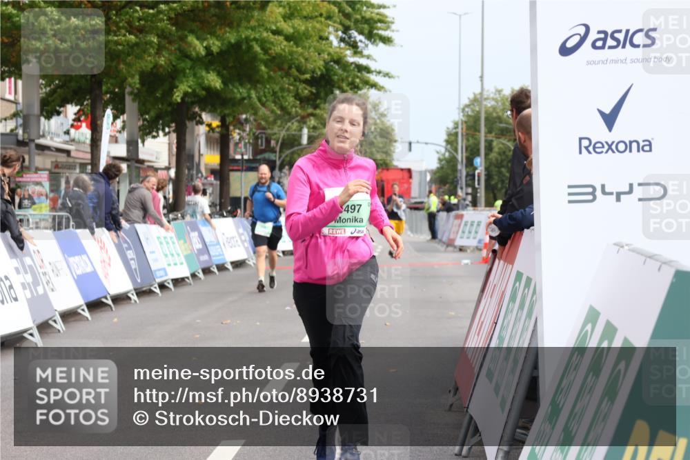21.09.2025 - PSD Bank Halbmarathon Strokosch-Dieckow http://msf.ph/oto/8938731 21.09.2025 13:06:51 Ziel 3497 meine-sportfotos.de