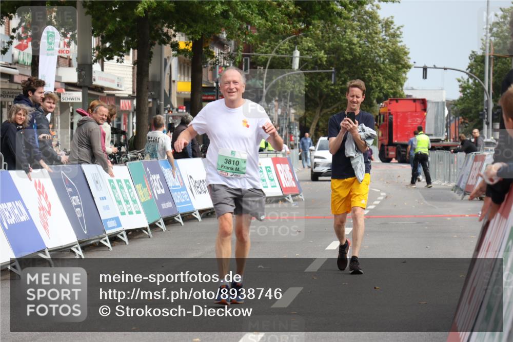 21.09.2025 - PSD Bank Halbmarathon Strokosch-Dieckow http://msf.ph/oto/8938746 21.09.2025 13:07:04 Ziel 3810, 3991 meine-sportfotos.de
