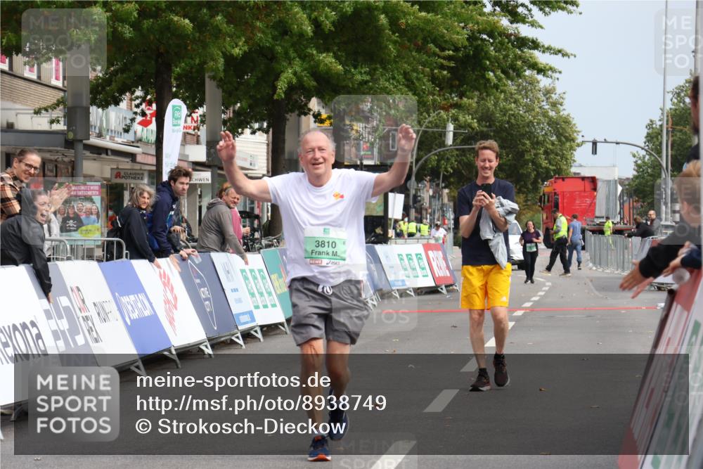 21.09.2025 - PSD Bank Halbmarathon Strokosch-Dieckow http://msf.ph/oto/8938749 21.09.2025 13:07:06 Ziel 3810, 3991 meine-sportfotos.de