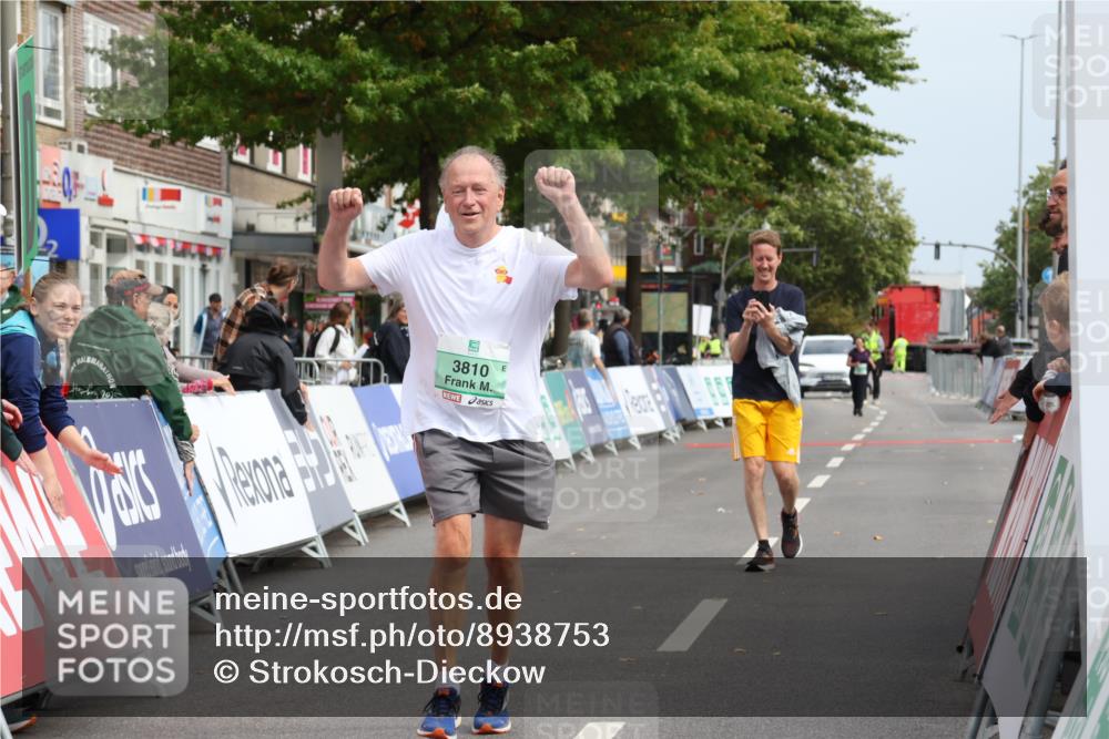 21.09.2025 - PSD Bank Halbmarathon Strokosch-Dieckow http://msf.ph/oto/8938753 21.09.2025 13:07:08 Ziel 3810 meine-sportfotos.de