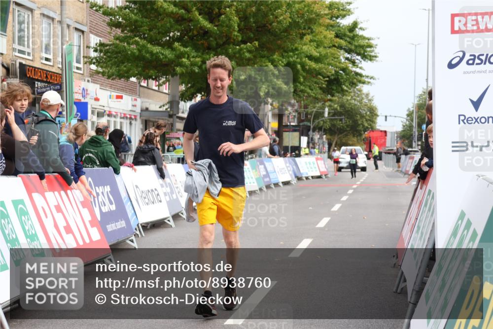 21.09.2025 - PSD Bank Halbmarathon Strokosch-Dieckow http://msf.ph/oto/8938760 21.09.2025 13:07:13 Ziel 3810 meine-sportfotos.de