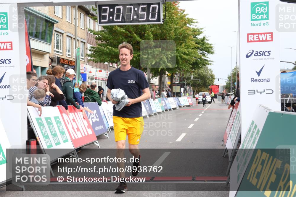 21.09.2025 - PSD Bank Halbmarathon Strokosch-Dieckow http://msf.ph/oto/8938762 21.09.2025 13:07:14 Ziel 3810 meine-sportfotos.de