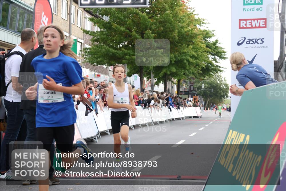 21.09.2025 - PSD Bank Halbmarathon Strokosch-Dieckow http://msf.ph/oto/8938793 21.09.2025 10:25:26 Ziel 310, 359, 378 meine-sportfotos.de