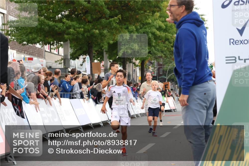 21.09.2025 - PSD Bank Halbmarathon Strokosch-Dieckow http://msf.ph/oto/8938817 21.09.2025 10:26:01 Ziel 112, 115, 118, 162, 232, 248, 349, 444 meine-sportfotos.de