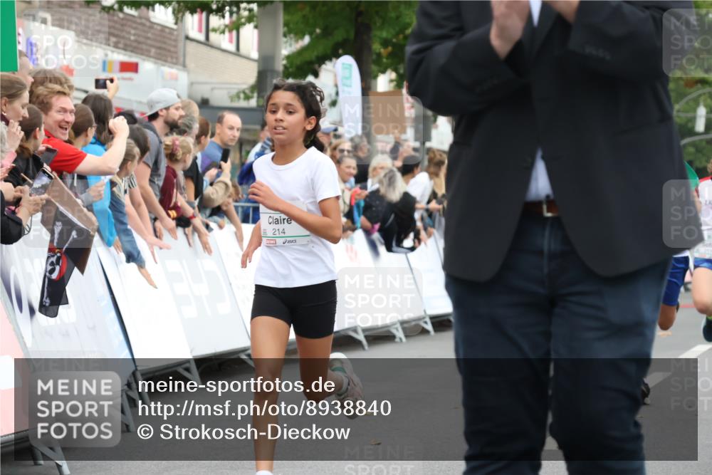 21.09.2025 - PSD Bank Halbmarathon Strokosch-Dieckow http://msf.ph/oto/8938840 21.09.2025 10:26:19 Ziel 106, 211, 214, 226, 314 meine-sportfotos.de