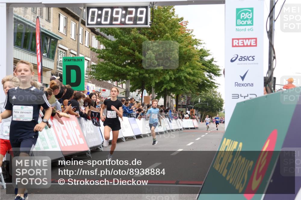 21.09.2025 - PSD Bank Halbmarathon Strokosch-Dieckow http://msf.ph/oto/8938884 21.09.2025 10:27:00 Ziel 152, 209, 210, 222, 283, 360 meine-sportfotos.de
