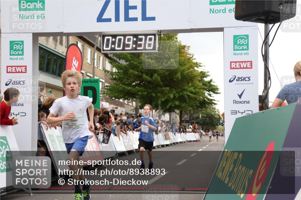 21.09.2025 - PSD Bank Halbmarathon Strokosch-Dieckow http://msf.ph/oto/8938893 21.09.2025 10:27:10 Ziel 209, 225, 358 meine-sportfotos.de