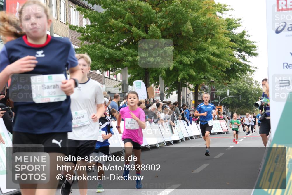 21.09.2025 - PSD Bank Halbmarathon Strokosch-Dieckow http://msf.ph/oto/8938902 21.09.2025 10:27:24 Ziel 239, 242, 298, 329, 330, 398 meine-sportfotos.de