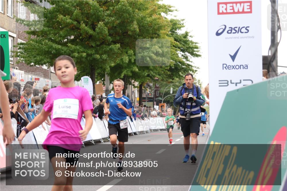 21.09.2025 - PSD Bank Halbmarathon Strokosch-Dieckow http://msf.ph/oto/8938905 21.09.2025 10:27:25 Ziel 239, 242, 298, 329, 330, 398 meine-sportfotos.de