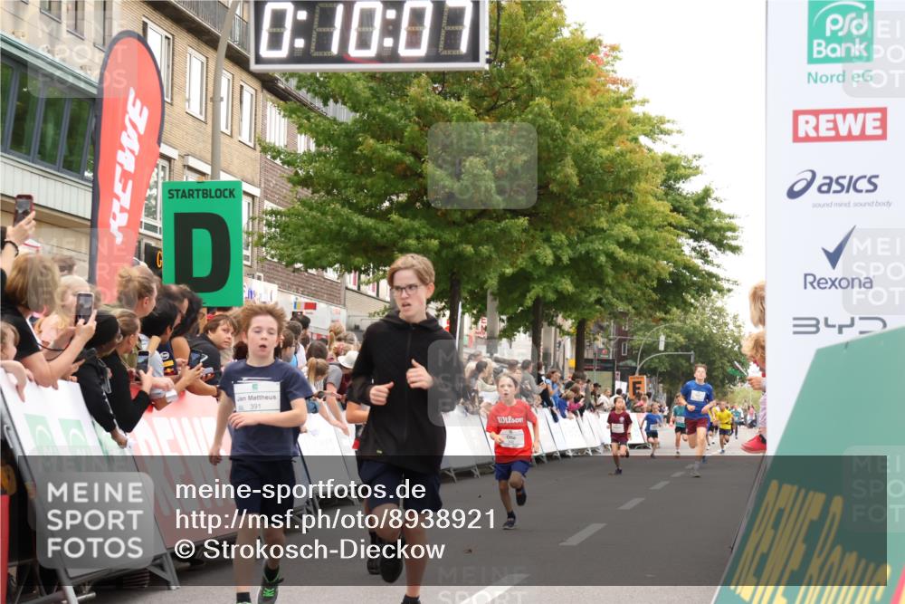 21.09.2025 - PSD Bank Halbmarathon Strokosch-Dieckow http://msf.ph/oto/8938921 21.09.2025 10:27:39 Ziel 101, 247, 249, 292, 341, 342, 391, 399 meine-sportfotos.de