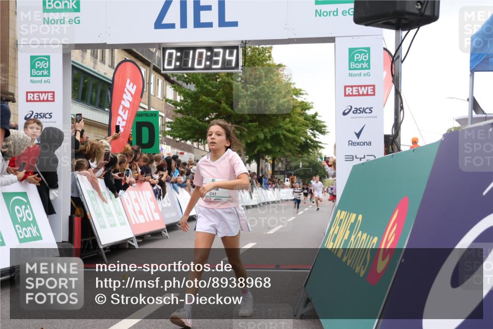 21.09.2025 - PSD Bank Halbmarathon Strokosch-Dieckow http://msf.ph/oto/8938968 21.09.2025 10:28:05 Ziel 203, 241, 254, 289, 401, 411, 451 meine-sportfotos.de
