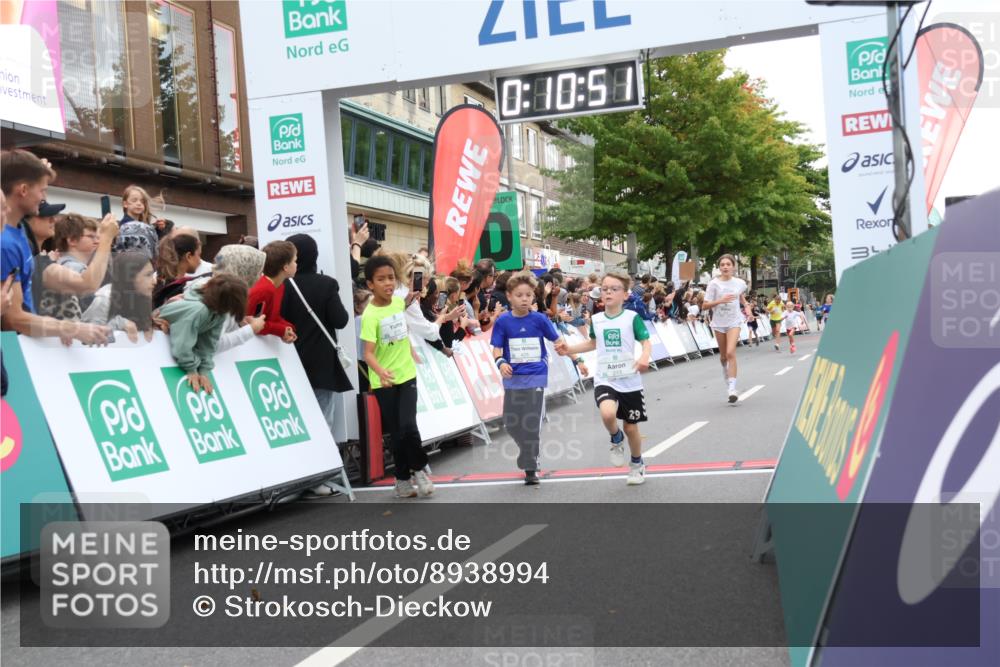 21.09.2025 - PSD Bank Halbmarathon Strokosch-Dieckow http://msf.ph/oto/8938994 21.09.2025 10:28:22 Ziel 213, 220, 240, 270, 288, 425, 442 meine-sportfotos.de