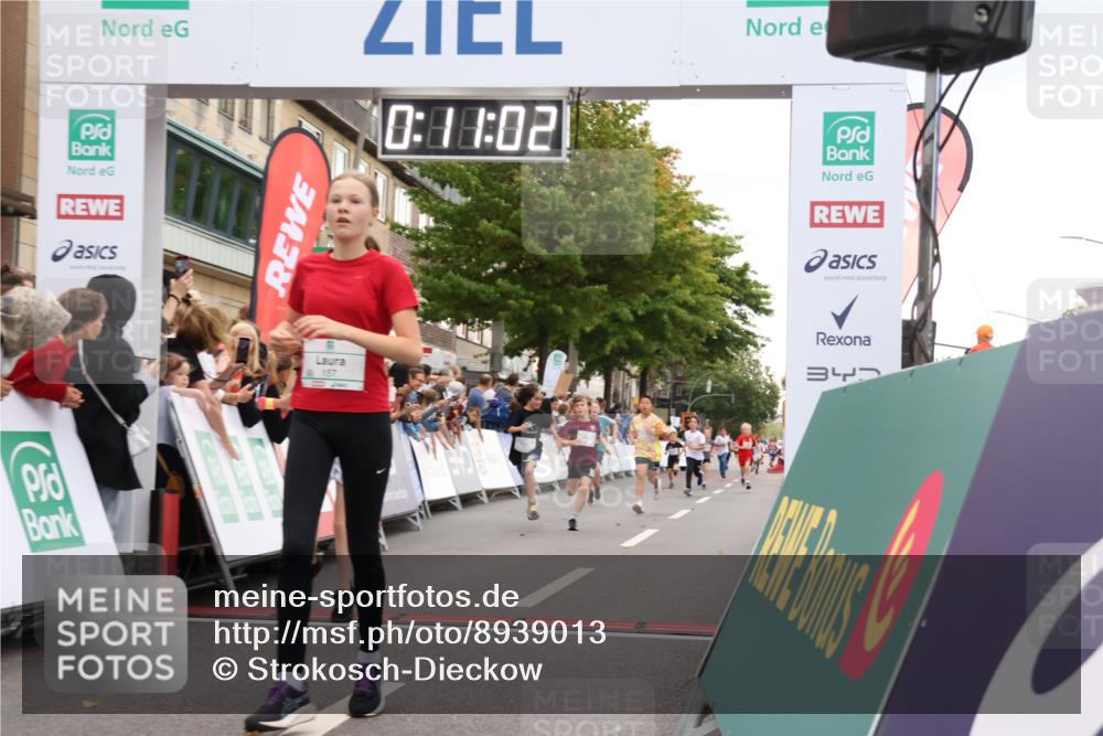 21.09.2025 - PSD Bank Halbmarathon Strokosch-Dieckow http://msf.ph/oto/8939013 21.09.2025 10:28:34 Ziel 150, 157, 158, 163, 215, 316, 317, 321, 426, 461 meine-sportfotos.de