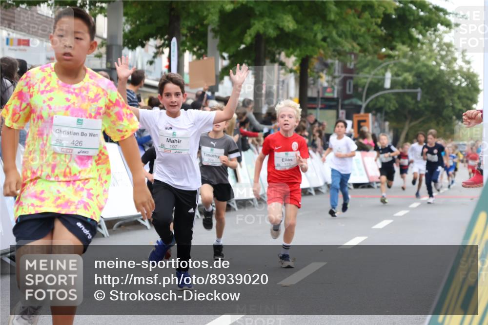 21.09.2025 - PSD Bank Halbmarathon Strokosch-Dieckow http://msf.ph/oto/8939020 21.09.2025 10:28:38 Ziel 123, 150, 157, 197, 204, 205, 215, 317, 321, 426, 461 meine-sportfotos.de