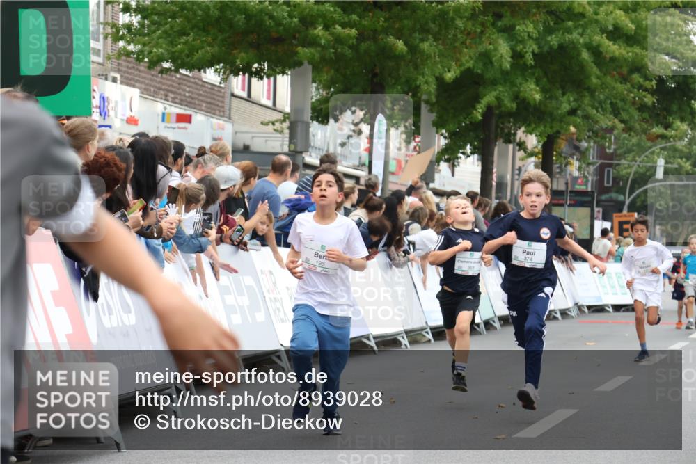 21.09.2025 - PSD Bank Halbmarathon Strokosch-Dieckow http://msf.ph/oto/8939028 21.09.2025 10:28:43 Ziel 123, 150, 197, 198, 204, 205, 317, 321, 361, 374, 426, 437 meine-sportfotos.de