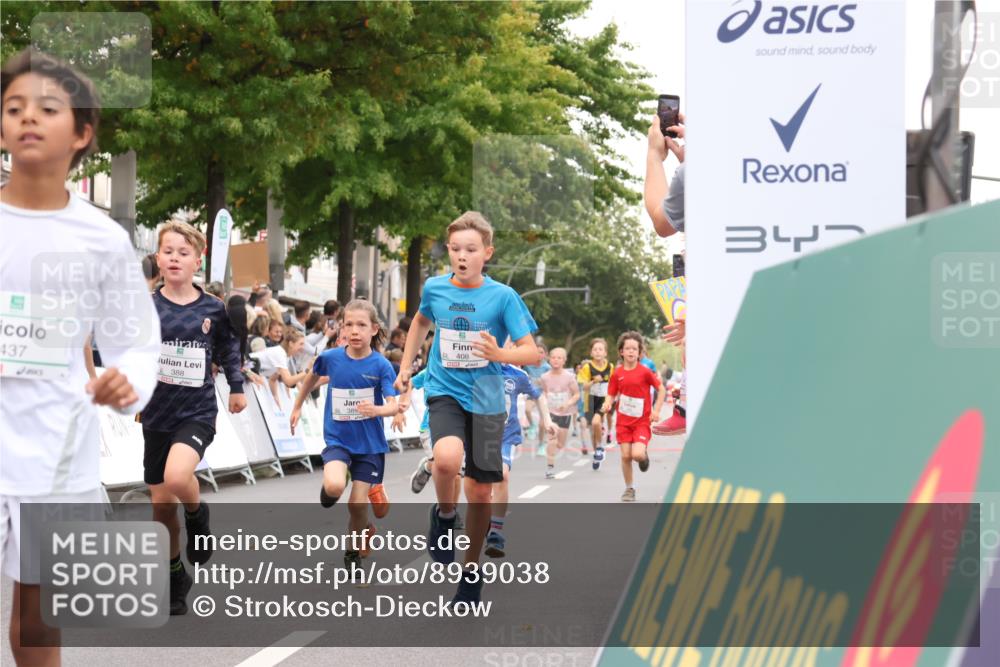 21.09.2025 - PSD Bank Halbmarathon Strokosch-Dieckow http://msf.ph/oto/8939038 21.09.2025 10:28:49 Ziel 126, 198, 266, 357, 361, 371, 374, 388, 389, 408, 437 meine-sportfotos.de