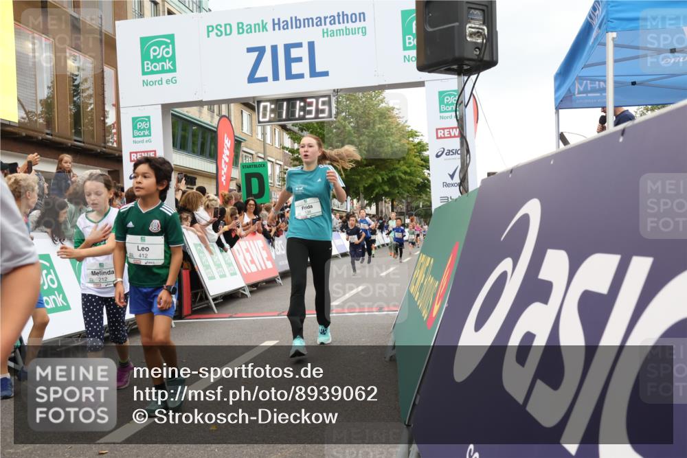 21.09.2025 - PSD Bank Halbmarathon Strokosch-Dieckow http://msf.ph/oto/8939062 21.09.2025 10:29:07 Ziel 134, 142, 155, 167, 193, 194, 196, 212, 258, 294, 337, 338, 412, 452 meine-sportfotos.de