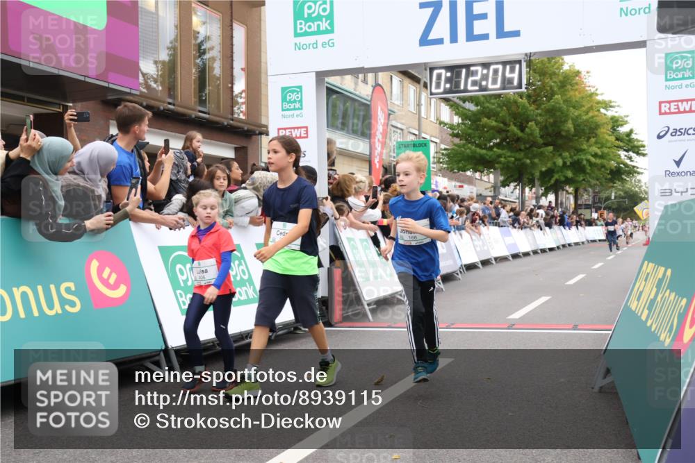 21.09.2025 - PSD Bank Halbmarathon Strokosch-Dieckow http://msf.ph/oto/8939115 21.09.2025 10:29:36 Ziel 166, 233, 250, 301, 381, 406, 434 meine-sportfotos.de