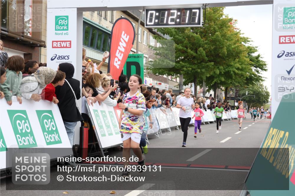 21.09.2025 - PSD Bank Halbmarathon Strokosch-Dieckow http://msf.ph/oto/8939131 21.09.2025 10:29:49 Ziel 103, 132, 235, 271, 296, 300, 319, 328, 393, 453 meine-sportfotos.de
