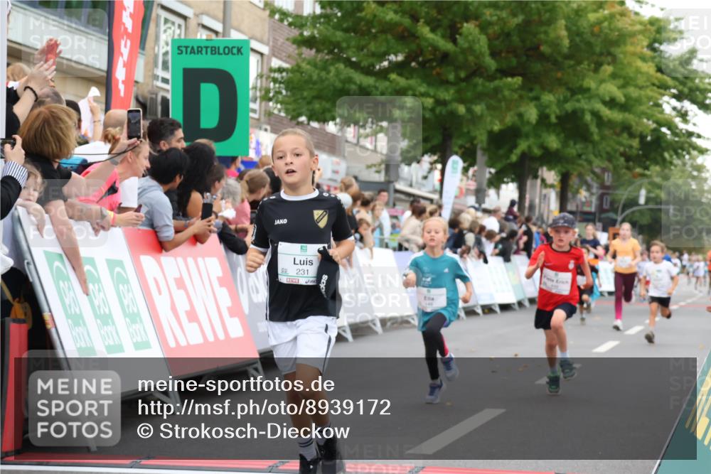 21.09.2025 - PSD Bank Halbmarathon Strokosch-Dieckow http://msf.ph/oto/8939172 21.09.2025 10:30:18 Ziel 140, 141, 145, 231, 245, 448, 459 meine-sportfotos.de