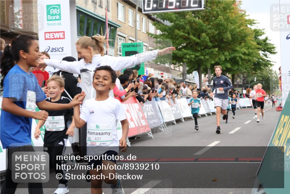 21.09.2025 - PSD Bank Halbmarathon Strokosch-Dieckow http://msf.ph/oto/8939210 21.09.2025 10:30:44 Ziel 116, 129, 151, 246, 263, 320, 351, 370, 375, 405, 431, 456, 457 meine-sportfotos.de