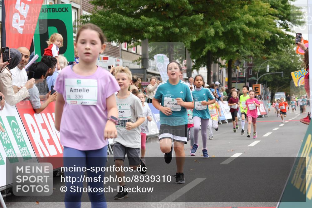21.09.2025 - PSD Bank Halbmarathon Strokosch-Dieckow http://msf.ph/oto/8939310 21.09.2025 10:32:12 Ziel 110, 135, 137, 259, 260, 309, 336 meine-sportfotos.de