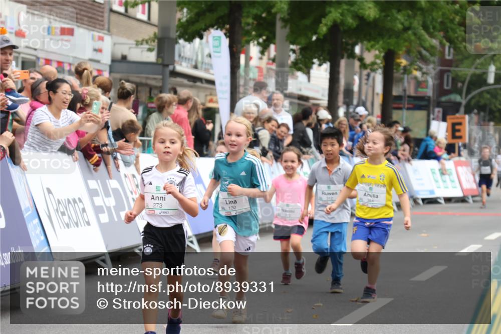 21.09.2025 - PSD Bank Halbmarathon Strokosch-Dieckow http://msf.ph/oto/8939331 21.09.2025 10:32:38 Ziel 130, 133, 159, 173, 273, 282, 312, 364, 372 meine-sportfotos.de