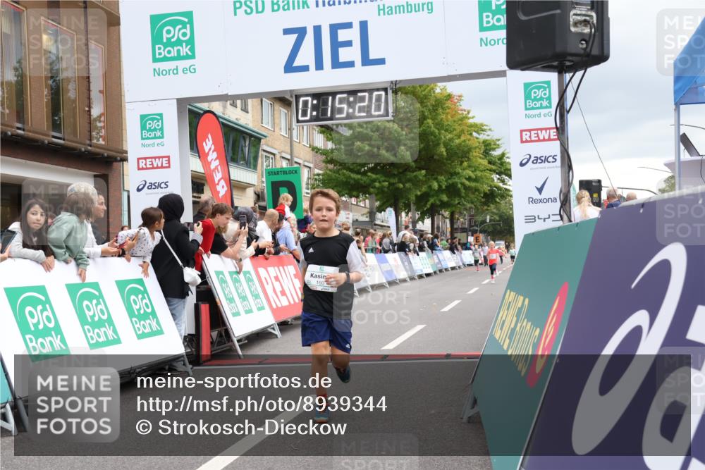 21.09.2025 - PSD Bank Halbmarathon Strokosch-Dieckow http://msf.ph/oto/8939344 21.09.2025 10:32:52 Ziel 160, 394 meine-sportfotos.de