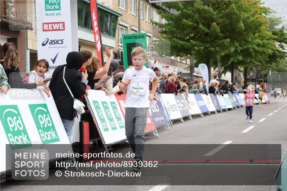 21.09.2025 - PSD Bank Halbmarathon Strokosch-Dieckow http://msf.ph/oto/8939362 21.09.2025 10:33:11 Ziel 156, 295, 386, 410 meine-sportfotos.de