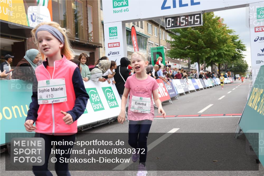 21.09.2025 - PSD Bank Halbmarathon Strokosch-Dieckow http://msf.ph/oto/8939372 21.09.2025 10:33:17 Ziel 295, 386, 410 meine-sportfotos.de