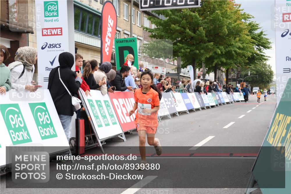 21.09.2025 - PSD Bank Halbmarathon Strokosch-Dieckow http://msf.ph/oto/8939380 21.09.2025 10:33:34 Ziel 424 meine-sportfotos.de