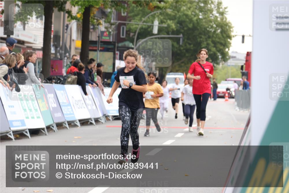 21.09.2025 - PSD Bank Halbmarathon Strokosch-Dieckow http://msf.ph/oto/8939441 21.09.2025 10:35:57 Ziel 284 meine-sportfotos.de